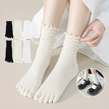 Women's cotton five-toe socks, fashionable rolled edges, white loose Harajuku short socks with toes