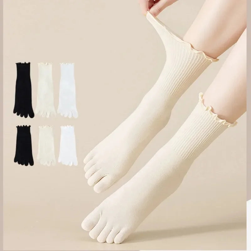 Women's cotton five-toe socks, fashionable rolled edges, white loose Harajuku short socks with toes
