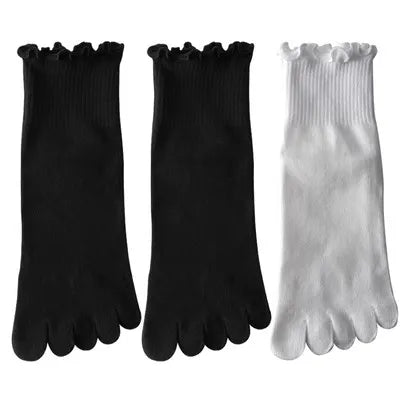 Women's cotton five-toe socks, fashionable rolled edges, white loose Harajuku short socks with toes