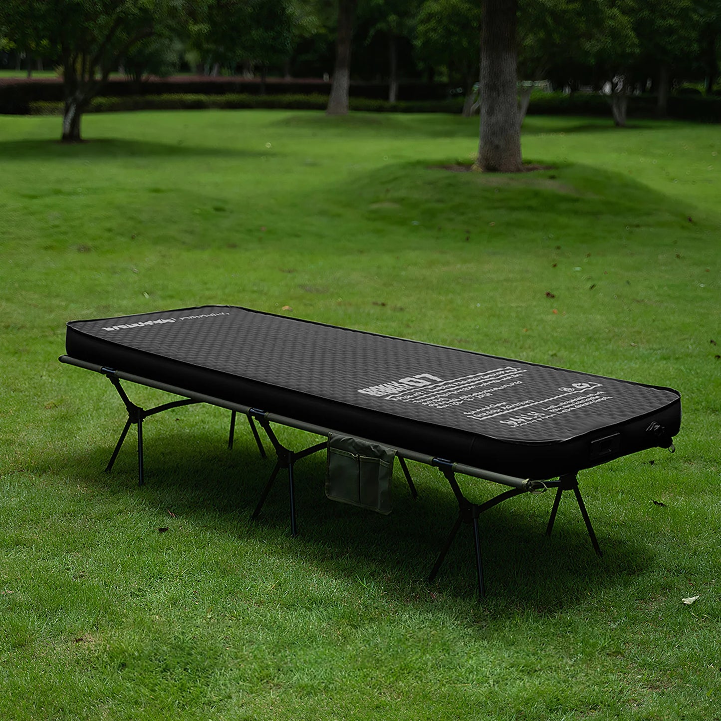 Single Inflatable Camping Mat with Pump Portable Camping Inflatable Pad Compact Camping Air Mattress for Backpacking Car Tent